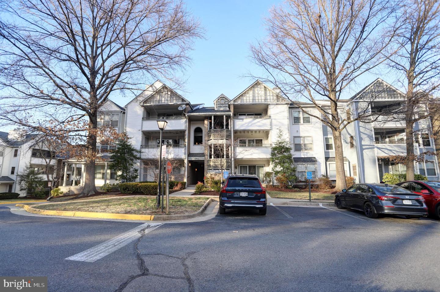 7703 LAFAYETTE FOREST DR #22, ANNANDALE, Virginia 22003, 2 Bedrooms Bedrooms, ,2 BathroomsBathrooms,Residential,For sale,7703 LAFAYETTE FOREST DR #22,VAFX2224958 MLS # VAFX2224958