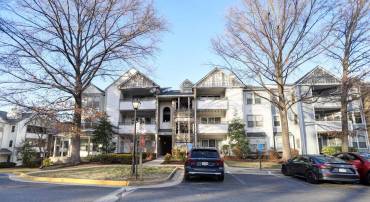 7703 LAFAYETTE FOREST DR #22, ANNANDALE, Virginia 22003, 2 Bedrooms Bedrooms, ,2 BathroomsBathrooms,Residential,For sale,7703 LAFAYETTE FOREST DR #22,VAFX2224958 MLS # VAFX2224958