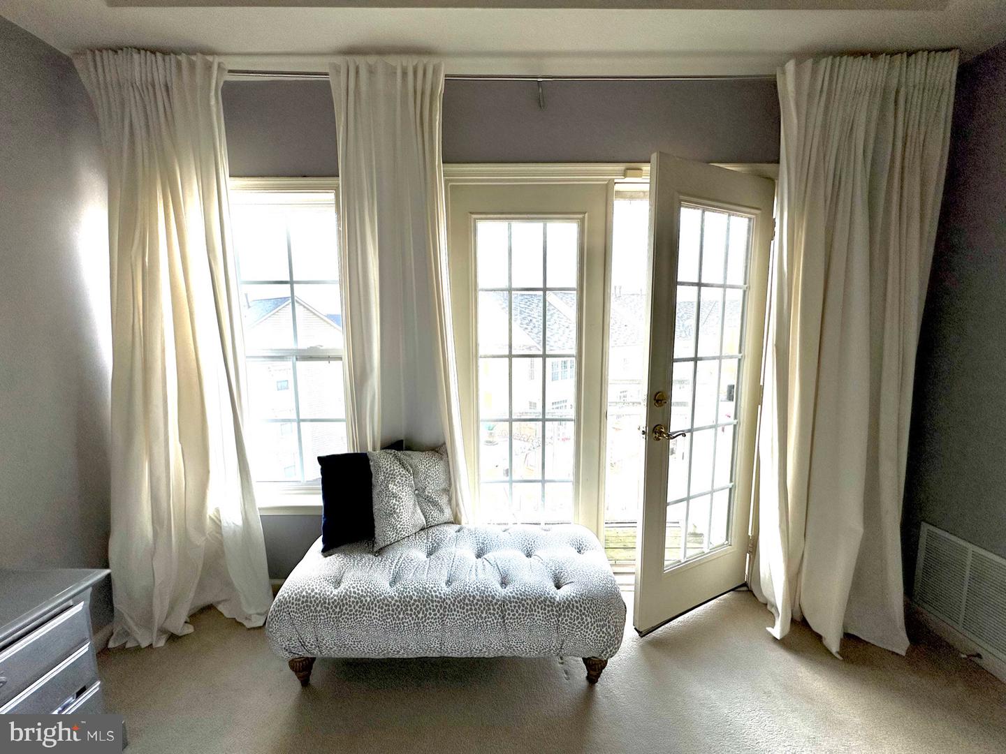 14446 VILLAGE HIGH ST #88, GAINESVILLE, Virginia 20155, 3 Bedrooms Bedrooms, ,2 BathroomsBathrooms,Residential,For sale,14446 VILLAGE HIGH ST #88,VAPW2088850 MLS # VAPW2088850