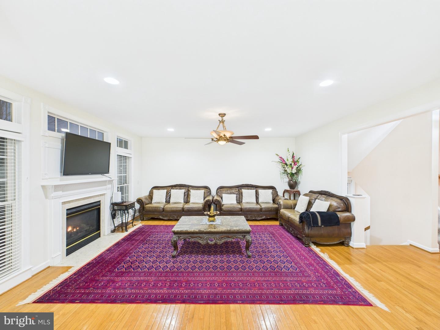 7200 WINNIPEG CT, GAINESVILLE, Virginia 20155, 4 Bedrooms Bedrooms, ,4 BathroomsBathrooms,Residential,For sale,7200 WINNIPEG CT,VAPW2088870 MLS # VAPW2088870