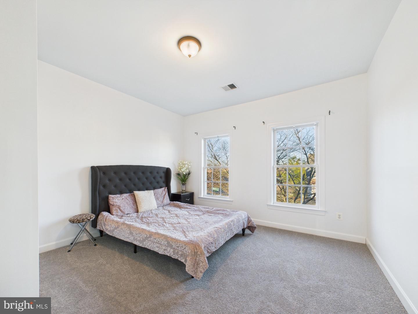 7200 WINNIPEG CT, GAINESVILLE, Virginia 20155, 4 Bedrooms Bedrooms, ,4 BathroomsBathrooms,Residential,For sale,7200 WINNIPEG CT,VAPW2088870 MLS # VAPW2088870