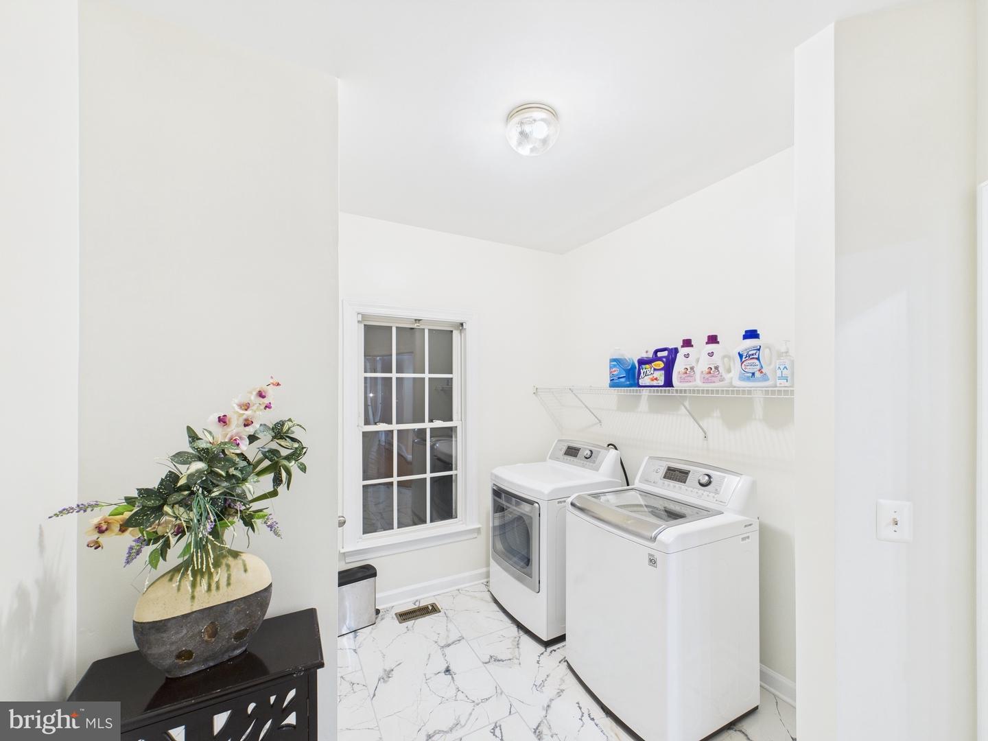 7200 WINNIPEG CT, GAINESVILLE, Virginia 20155, 4 Bedrooms Bedrooms, ,4 BathroomsBathrooms,Residential,For sale,7200 WINNIPEG CT,VAPW2088870 MLS # VAPW2088870