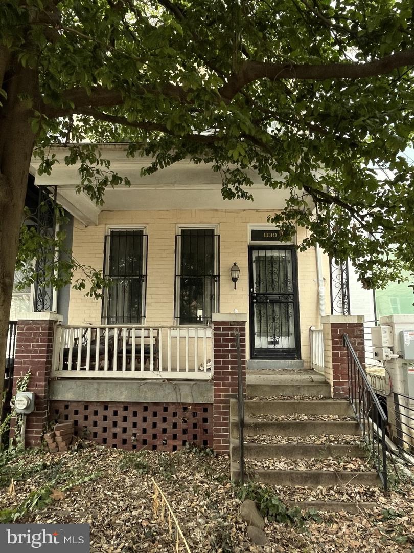 1130 5TH ST NE, WASHINGTON, District Of Columbia 20002, 3 Bedrooms Bedrooms, ,2 BathroomsBathrooms,Residential,For sale,1130 5TH ST NE,DCDC2188254 MLS # DCDC2188254