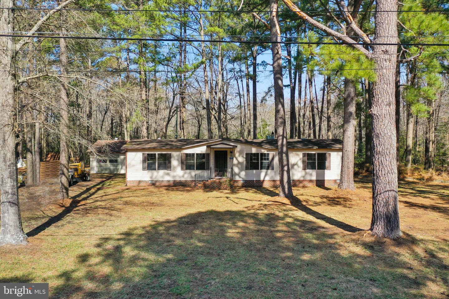 1221 MUNDY POINT RD, CALLAO, Virginia 22435, 3 Bedrooms Bedrooms, 6 Rooms Rooms,2 BathroomsBathrooms,Residential,For sale,1221 MUNDY POINT RD,VANV2001462 MLS # VANV2001462