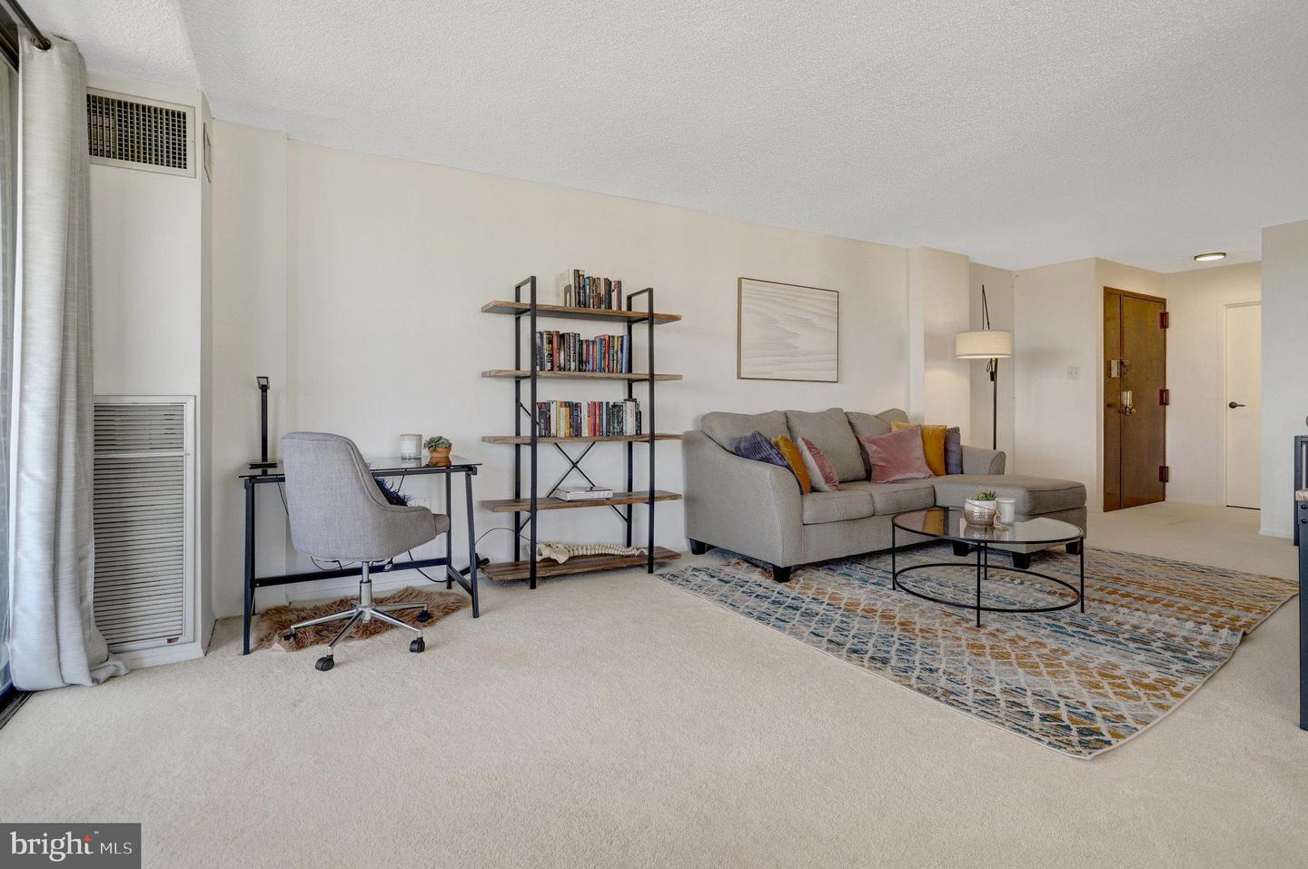 250 S REYNOLDS ST #1209, ALEXANDRIA, Virginia 22304, 1 Bedroom Bedrooms, ,1 BathroomBathrooms,Residential,For sale,250 S REYNOLDS ST #1209,VAAX2042672 MLS # VAAX2042672