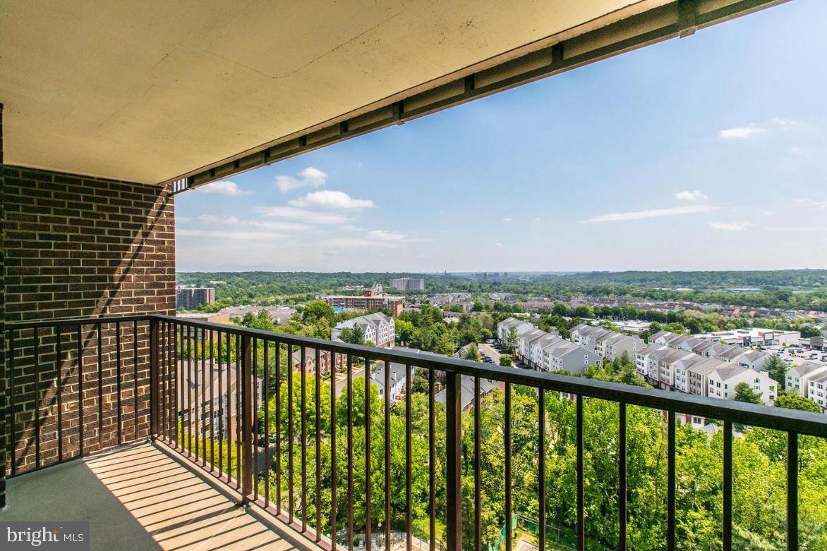 250 REYNOLDS ST #1212, ALEXANDRIA, Virginia 22304, 2 Bedrooms Bedrooms, ,2 BathroomsBathrooms,Residential,For sale,250 REYNOLDS ST #1212,VAAX2042718 MLS # VAAX2042718