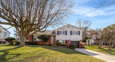 8317 LILAC LN, ALEXANDRIA, Virginia 22308, 4 Bedrooms Bedrooms, ,2 BathroomsBathrooms,Residential,For sale,8317 LILAC LN,VAFX2227410 MLS # VAFX2227410