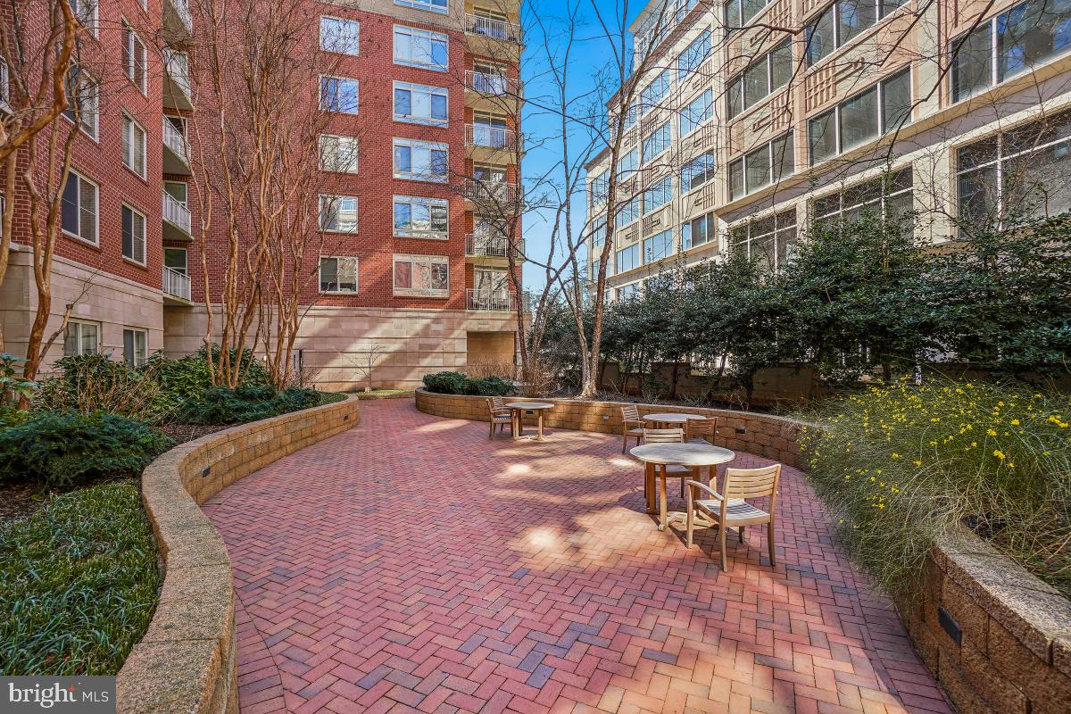 820 N POLLARD ST #315, ARLINGTON, Virginia 22203, 1 Bedroom Bedrooms, ,1 BathroomBathrooms,Residential,For sale,820 N POLLARD ST #315,VAAR2054538 MLS # VAAR2054538