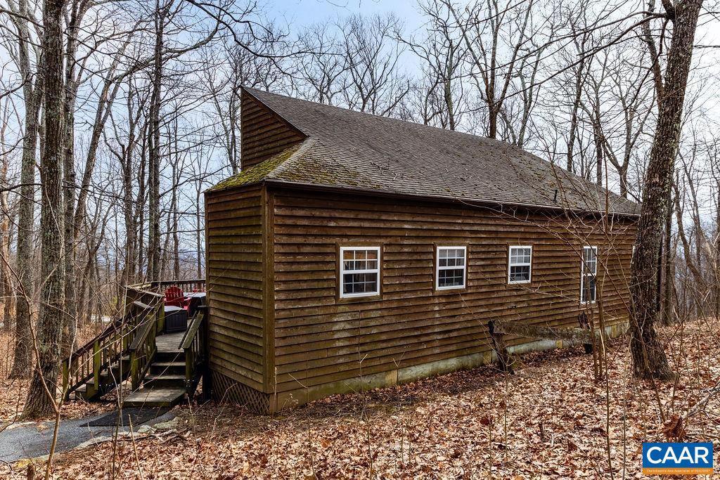 16 CHESTNUT LN, WINTERGREEN RESORT, Virginia 22967, 3 Bedrooms Bedrooms, ,1 BathroomBathrooms,Residential,For sale,16 CHESTNUT LN,661873 MLS # 661873