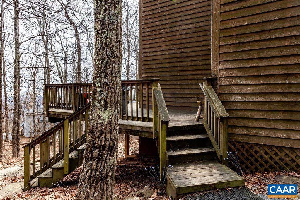 16 CHESTNUT LN, WINTERGREEN RESORT, Virginia 22967, 3 Bedrooms Bedrooms, ,1 BathroomBathrooms,Residential,For sale,16 CHESTNUT LN,661873 MLS # 661873