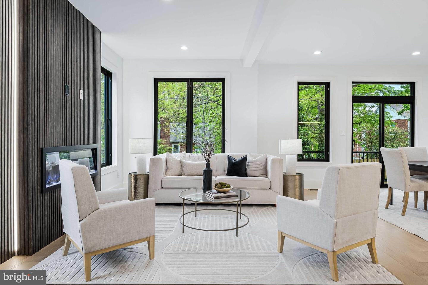 2100 S NELSON ST, ARLINGTON, Virginia 22204, 5 Bedrooms Bedrooms, ,4 BathroomsBathrooms,Residential,For sale,2100 S NELSON ST,VAAR2037302 MLS # VAAR2037302