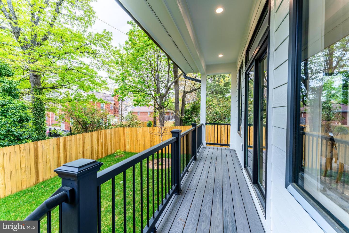 2100 S NELSON ST, ARLINGTON, Virginia 22204, 5 Bedrooms Bedrooms, ,4 BathroomsBathrooms,Residential,For sale,2100 S NELSON ST,VAAR2037302 MLS # VAAR2037302