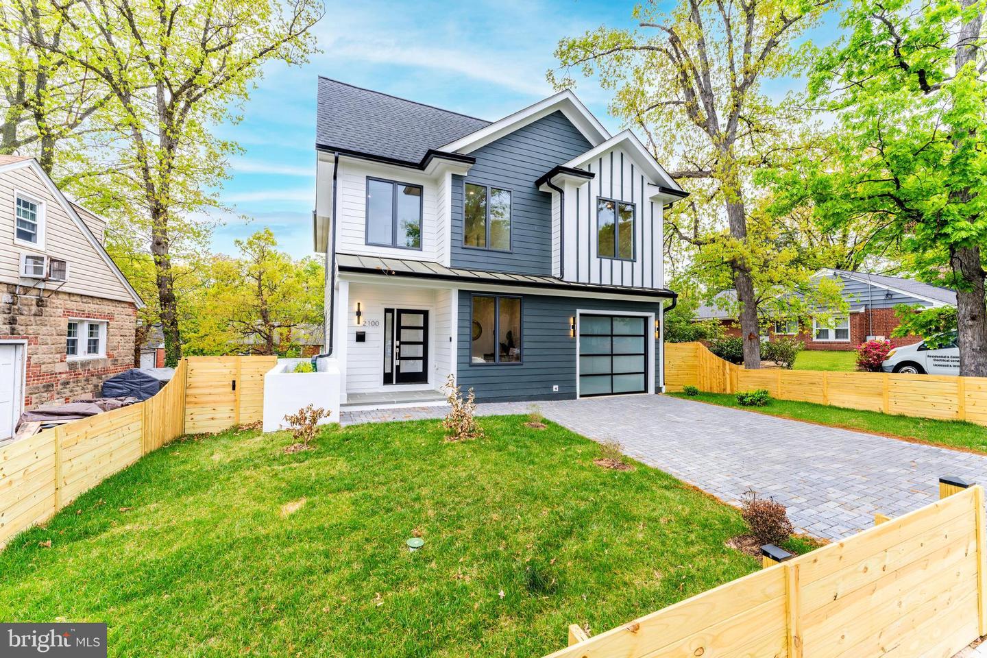2100 S NELSON ST, ARLINGTON, Virginia 22204, 5 Bedrooms Bedrooms, ,4 BathroomsBathrooms,Residential,For sale,2100 S NELSON ST,VAAR2037302 MLS # VAAR2037302