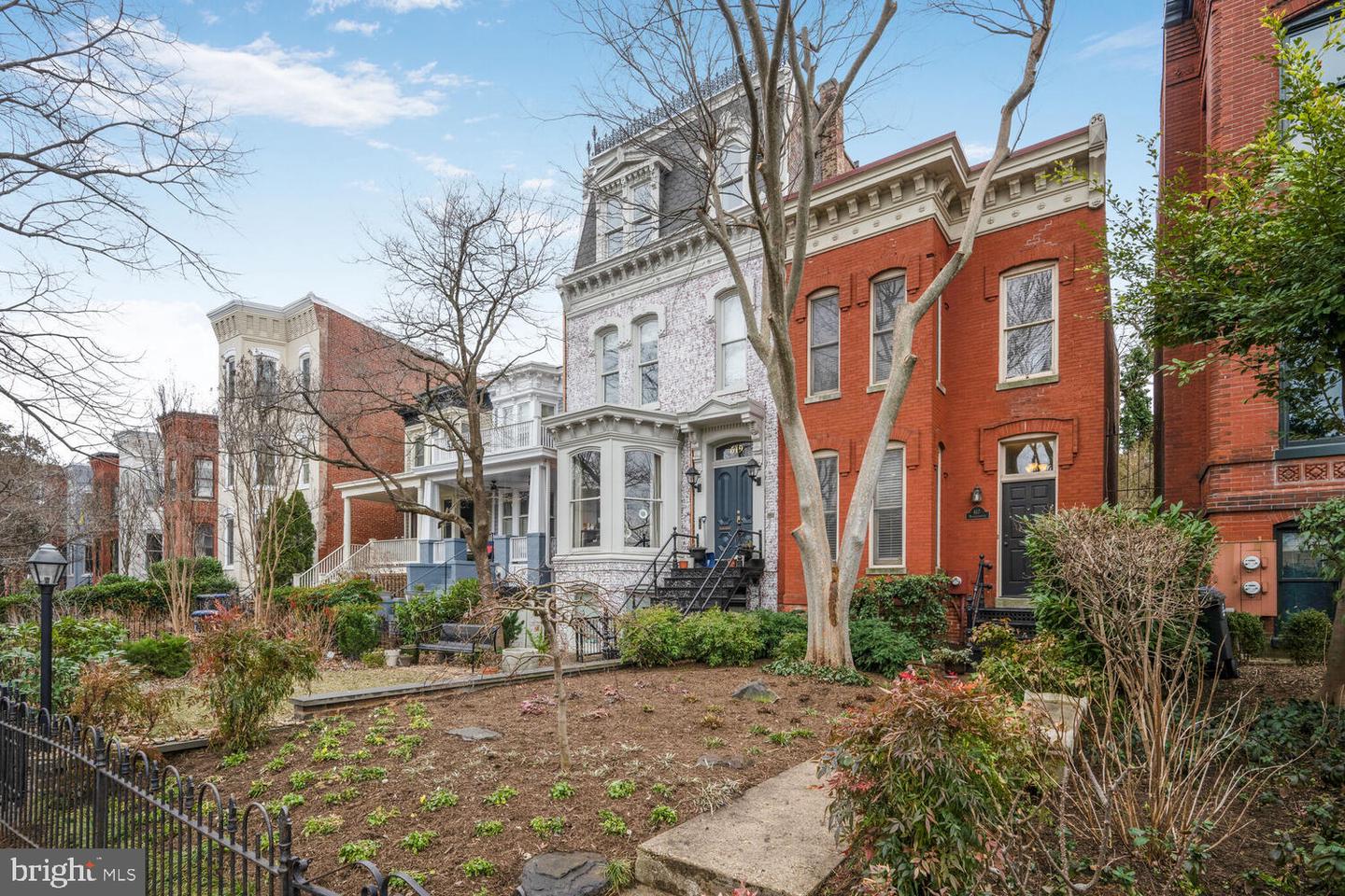 617 MASSACHUSETTS AVE NE, WASHINGTON, District Of Columbia 20002, 3 Bedrooms Bedrooms, ,2 BathroomsBathrooms,Residential,For sale,617 MASSACHUSETTS AVE NE,DCDC2174316 MLS # DCDC2174316