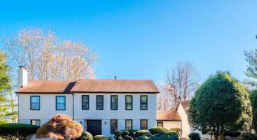 9502 BRIAN JAC LN, GREAT FALLS, Virginia 22066, 5 Bedrooms Bedrooms, ,4 BathroomsBathrooms,Residential,For sale,9502 BRIAN JAC LN,VAFX2223688 MLS # VAFX2223688