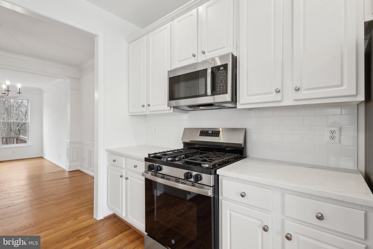 6150 MANCHESTER PARK CIR, ALEXANDRIA, Virginia 22310, 4 Bedrooms Bedrooms, ,3 BathroomsBathrooms,Residential,For sale,6150 MANCHESTER PARK CIR,VAFX2223962 MLS # VAFX2223962