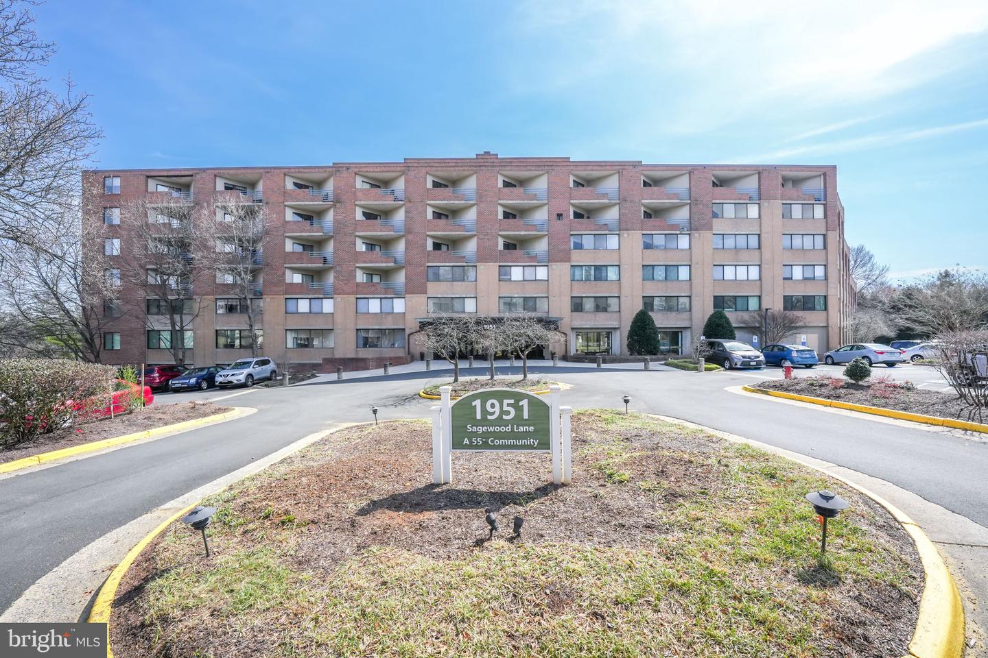 1951 SAGEWOOD LN #14, RESTON, Virginia 20191, 1 Bedroom Bedrooms, 5 Rooms Rooms,1 BathroomBathrooms,Residential,For sale,1951 SAGEWOOD LN #14,VAFX2225928 MLS # VAFX2225928