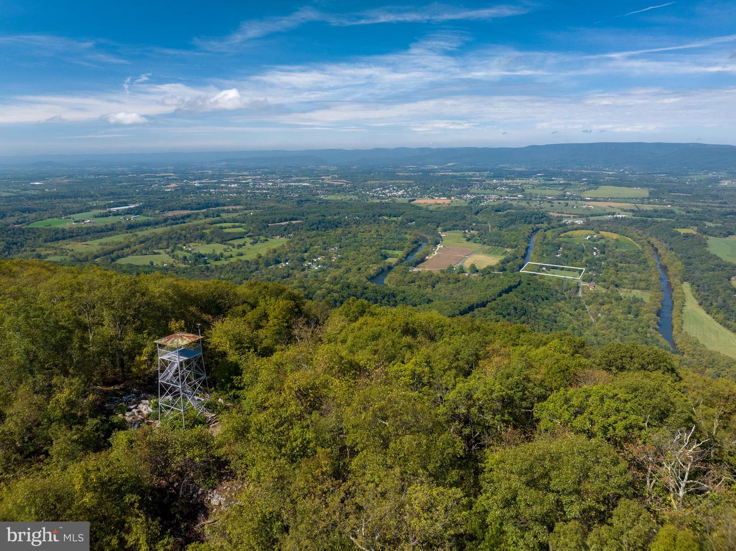 816 SUSAN AVE, WOODSTOCK, Virginia 22664, 3 Bedrooms Bedrooms, ,2 BathroomsBathrooms,Residential,For sale,816 SUSAN AVE,VASH2010838 MLS # VASH2010838