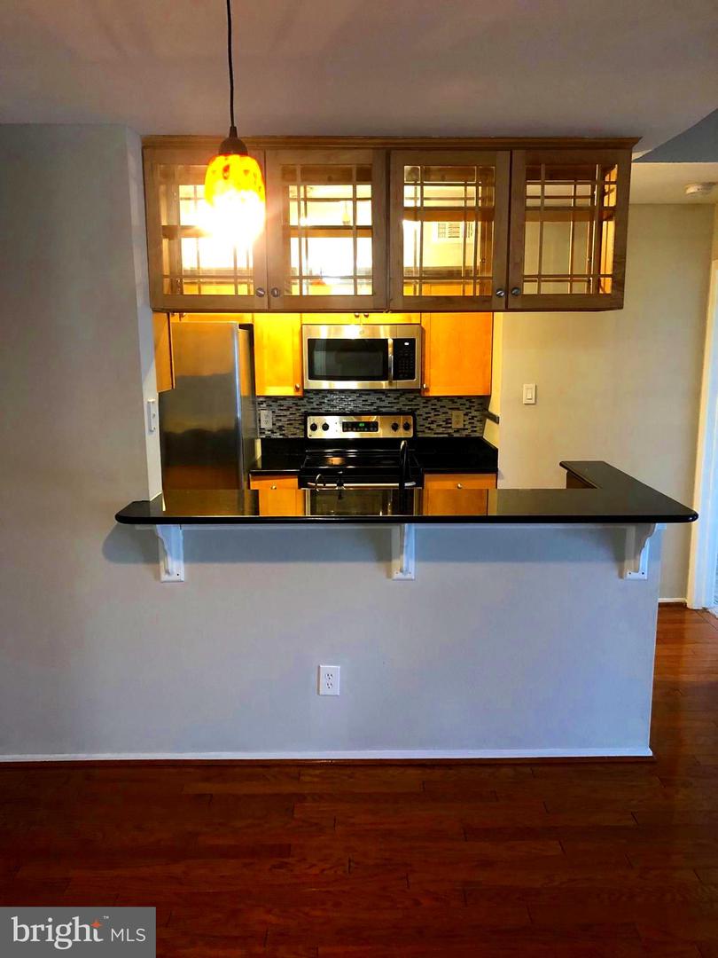 3315 WYNDHAM CIR #4236, ALEXANDRIA, Virginia 22302, 2 Bedrooms Bedrooms, ,2 BathroomsBathrooms,Residential,For sale,3315 WYNDHAM CIR #4236,VAAX2042540 MLS # VAAX2042540