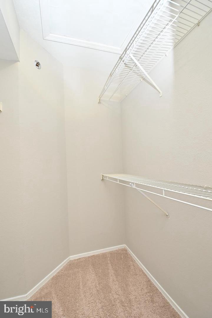 3315 WYNDHAM CIR #4236, ALEXANDRIA, Virginia 22302, 2 Bedrooms Bedrooms, ,2 BathroomsBathrooms,Residential,For sale,3315 WYNDHAM CIR #4236,VAAX2042540 MLS # VAAX2042540
