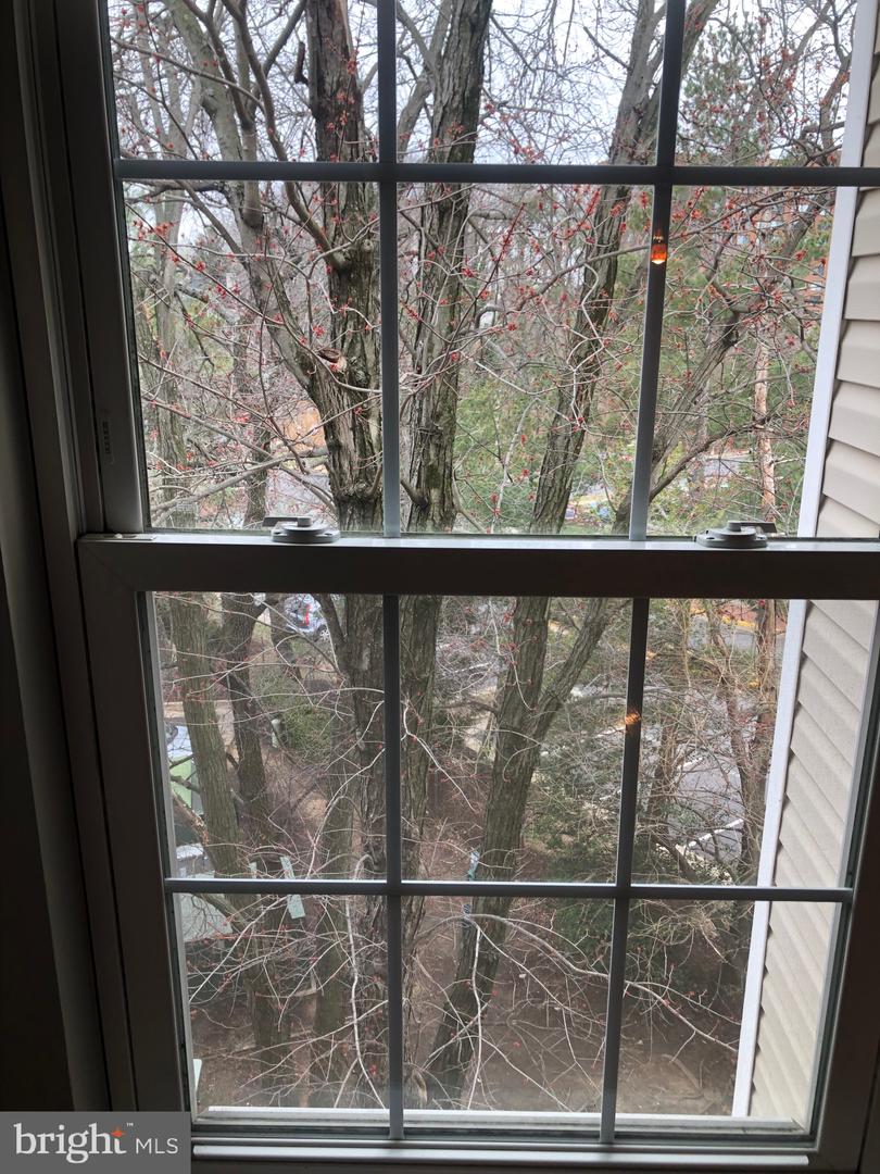 3315 WYNDHAM CIR #4236, ALEXANDRIA, Virginia 22302, 2 Bedrooms Bedrooms, ,2 BathroomsBathrooms,Residential,For sale,3315 WYNDHAM CIR #4236,VAAX2042540 MLS # VAAX2042540
