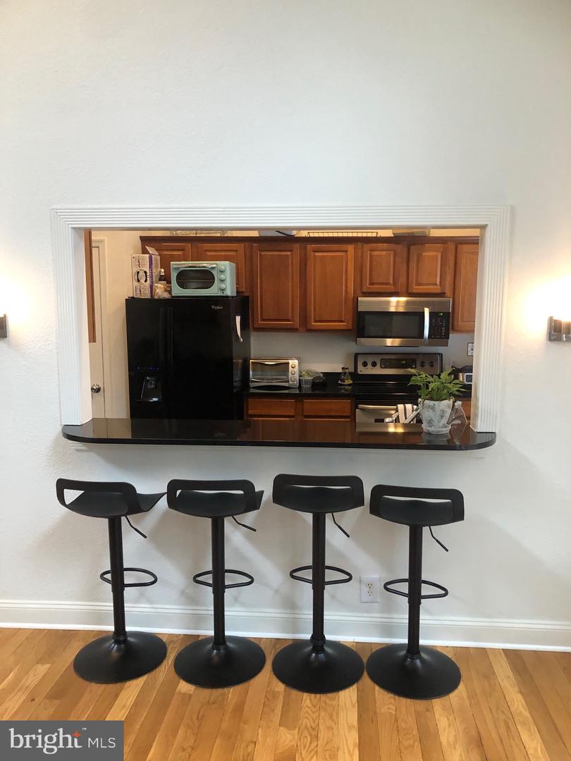 3315 WYNDHAM CIR #4236, ALEXANDRIA, Virginia 22302, 2 Bedrooms Bedrooms, ,2 BathroomsBathrooms,Residential,For sale,3315 WYNDHAM CIR #4236,VAAX2042540 MLS # VAAX2042540