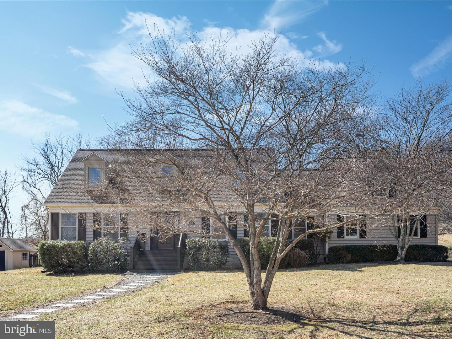 35900 BIRCH HOLLOW LN, PURCELLVILLE, Virginia 20132, 3 Bedrooms Bedrooms, ,2 BathroomsBathrooms,Residential,For sale,35900 BIRCH HOLLOW LN,VALO2090614 MLS # VALO2090614