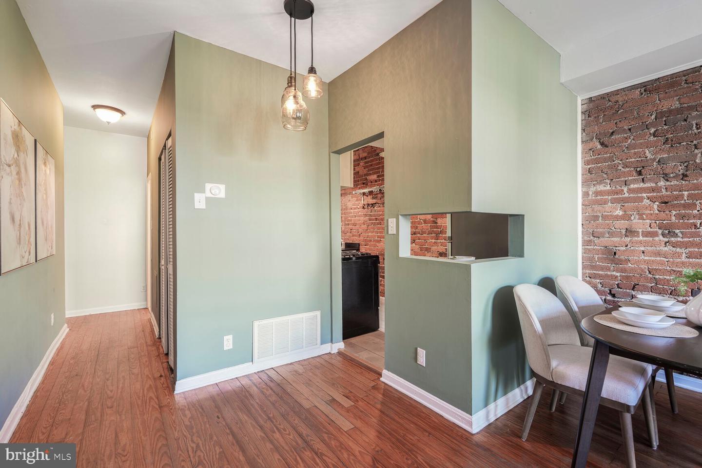 424 11TH ST NE #102, WASHINGTON, District Of Columbia 20002, 2 Bedrooms Bedrooms, ,1 BathroomBathrooms,Residential,For sale,424 11TH ST NE #102,DCDC2188888 MLS # DCDC2188888