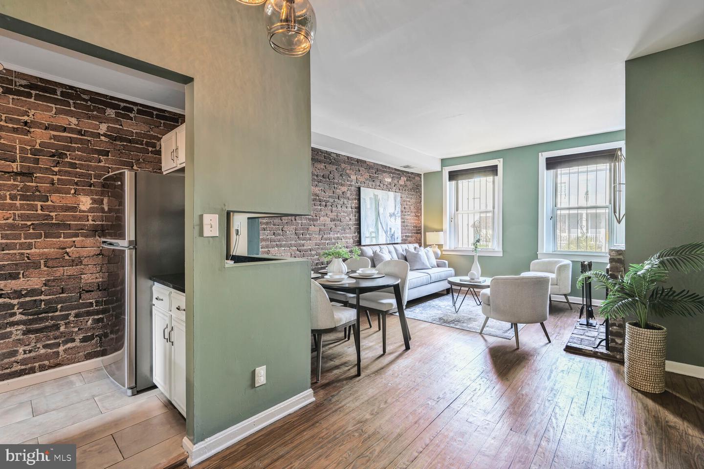424 11TH ST NE #102, WASHINGTON, District Of Columbia 20002, 2 Bedrooms Bedrooms, ,1 BathroomBathrooms,Residential,For sale,424 11TH ST NE #102,DCDC2188888 MLS # DCDC2188888