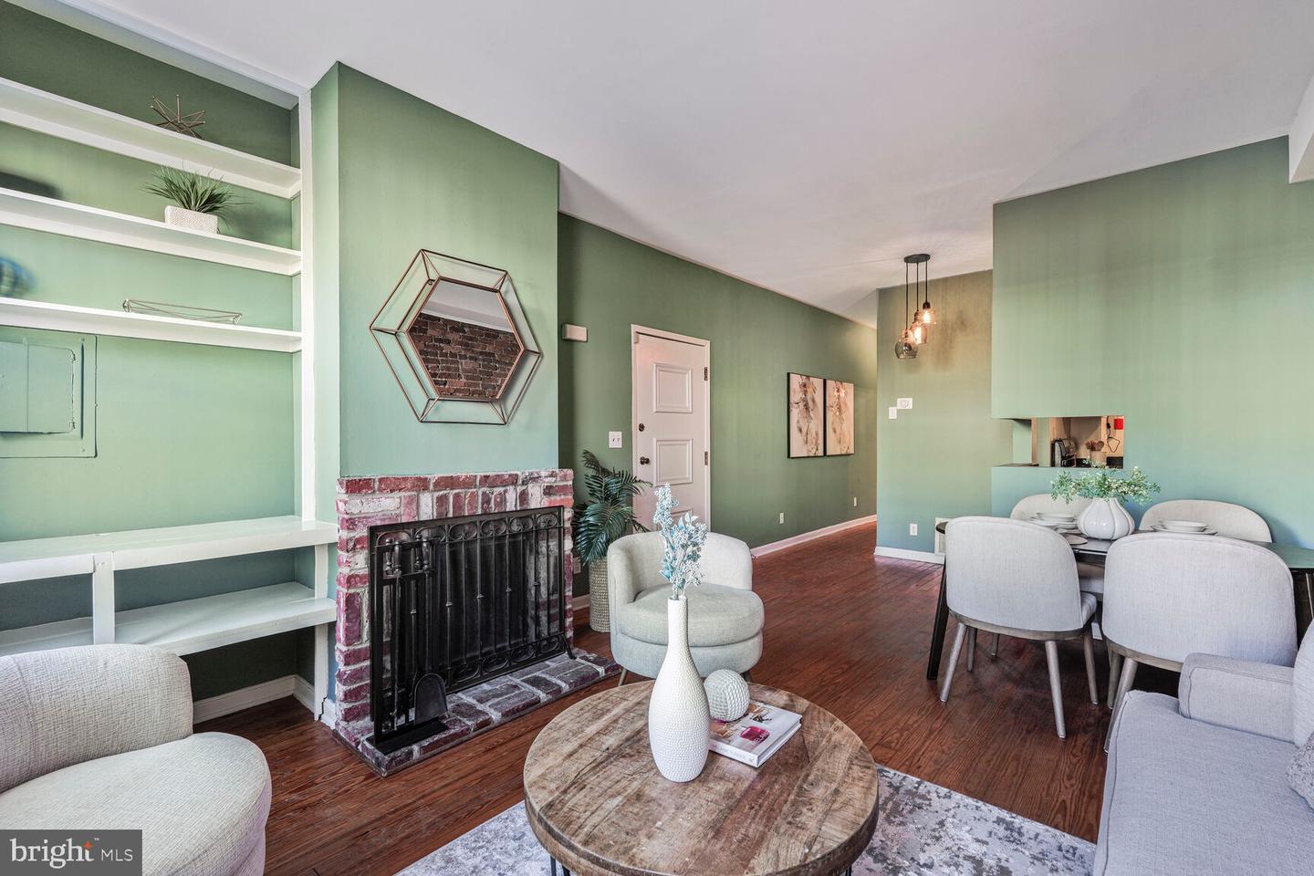 424 11TH ST NE #102, WASHINGTON, District Of Columbia 20002, 2 Bedrooms Bedrooms, ,1 BathroomBathrooms,Residential,For sale,424 11TH ST NE #102,DCDC2188888 MLS # DCDC2188888