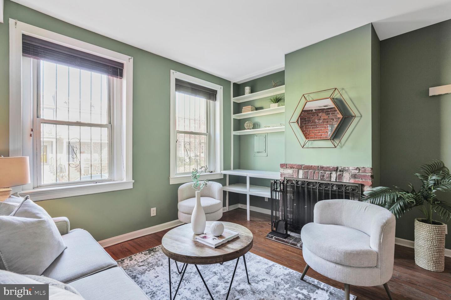 424 11TH ST NE #102, WASHINGTON, District Of Columbia 20002, 2 Bedrooms Bedrooms, ,1 BathroomBathrooms,Residential,For sale,424 11TH ST NE #102,DCDC2188888 MLS # DCDC2188888