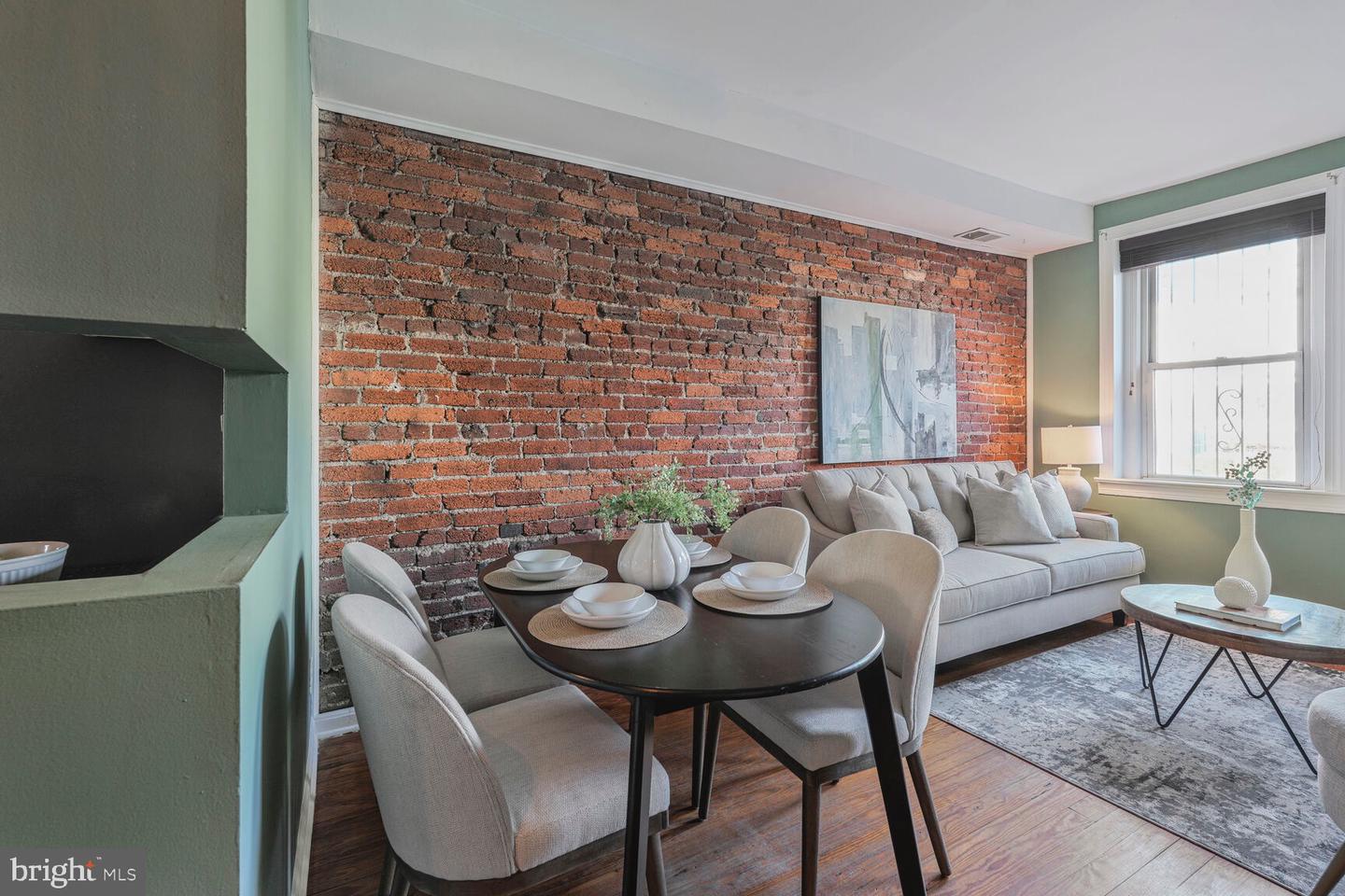 424 11TH ST NE #102, WASHINGTON, District Of Columbia 20002, 2 Bedrooms Bedrooms, ,1 BathroomBathrooms,Residential,For sale,424 11TH ST NE #102,DCDC2188888 MLS # DCDC2188888