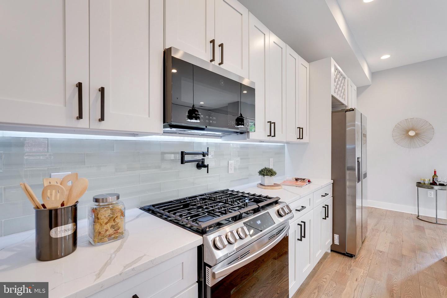 3932 ILLINOIS AVE NW #A, WASHINGTON, District Of Columbia 20011, 4 Bedrooms Bedrooms, ,3 BathroomsBathrooms,Residential,For sale,3932 ILLINOIS AVE NW #A,DCDC2189062 MLS # DCDC2189062