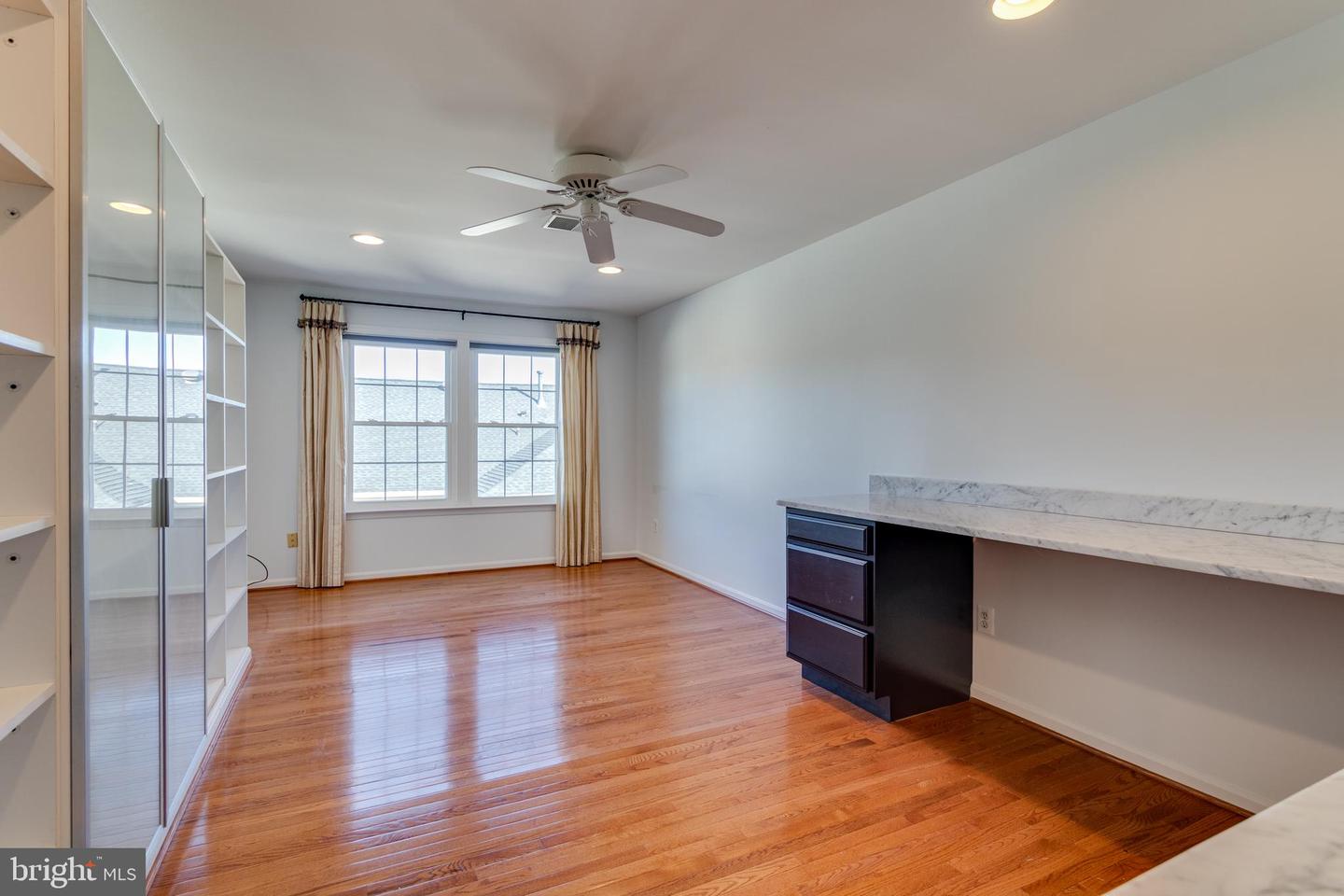 20366 CLOVER FIELD TER, STERLING, Virginia 20165, 4 Bedrooms Bedrooms, ,2 BathroomsBathrooms,Residential,For sale,20366 CLOVER FIELD TER,VALO2090716 MLS # VALO2090716