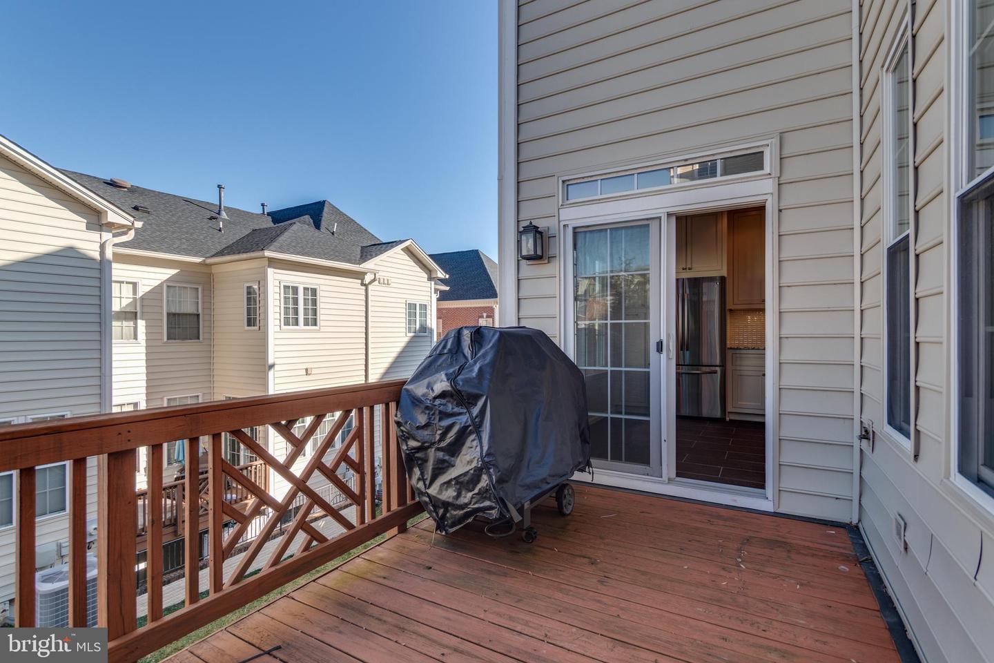 20366 CLOVER FIELD TER, STERLING, Virginia 20165, 4 Bedrooms Bedrooms, ,2 BathroomsBathrooms,Residential,For sale,20366 CLOVER FIELD TER,VALO2090716 MLS # VALO2090716