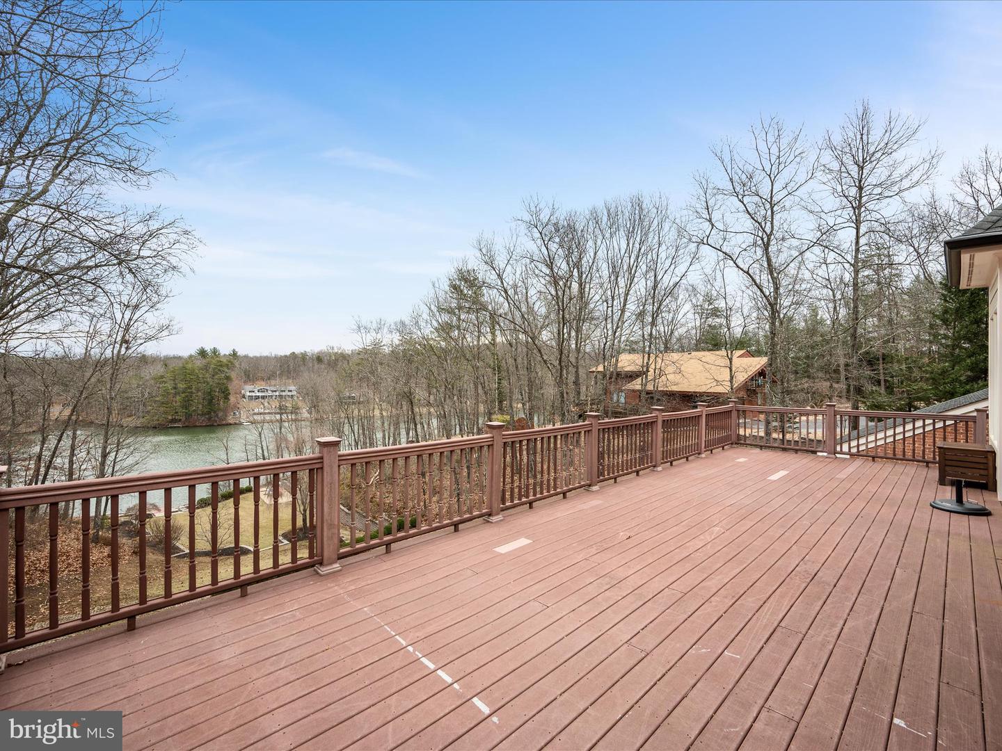 291 LAKE SERENE DR., WINCHESTER, Virginia 22603, 4 Bedrooms Bedrooms, 17 Rooms Rooms,4 BathroomsBathrooms,Residential,For sale,291 LAKE SERENE DR.,VAFV2029994 MLS # VAFV2029994