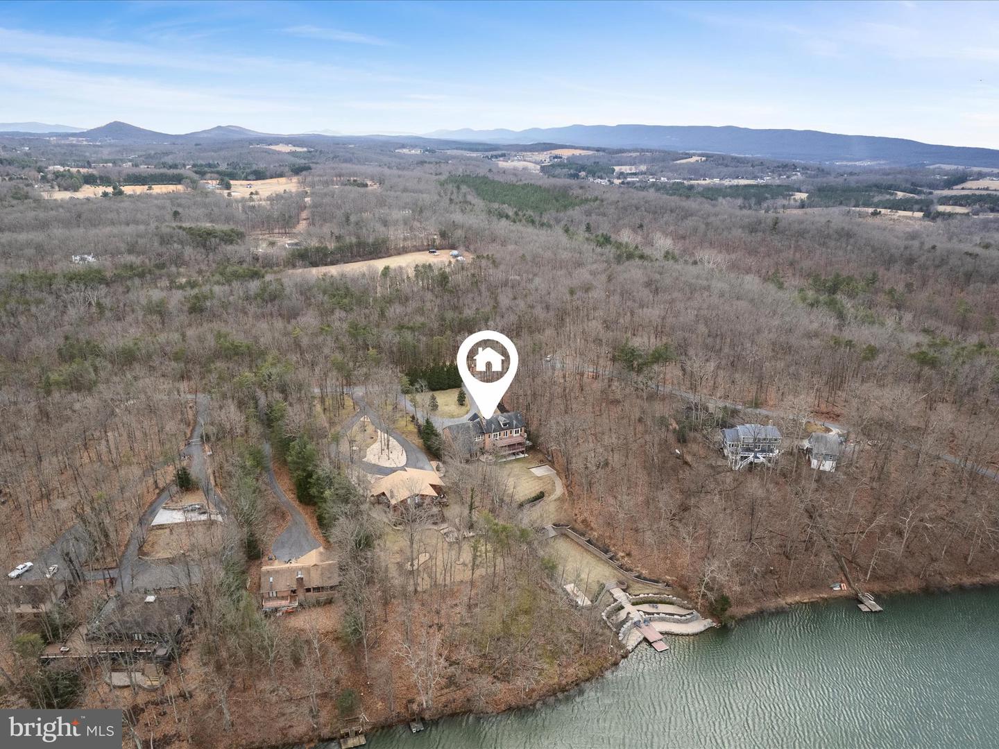 291 LAKE SERENE DR., WINCHESTER, Virginia 22603, 4 Bedrooms Bedrooms, 17 Rooms Rooms,4 BathroomsBathrooms,Residential,For sale,291 LAKE SERENE DR.,VAFV2029994 MLS # VAFV2029994