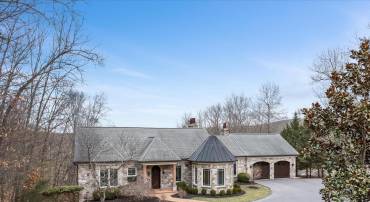 291 LAKE SERENE DR., WINCHESTER, Virginia 22603, 4 Bedrooms Bedrooms, 17 Rooms Rooms,4 BathroomsBathrooms,Residential,For sale,291 LAKE SERENE DR.,VAFV2029994 MLS # VAFV2029994