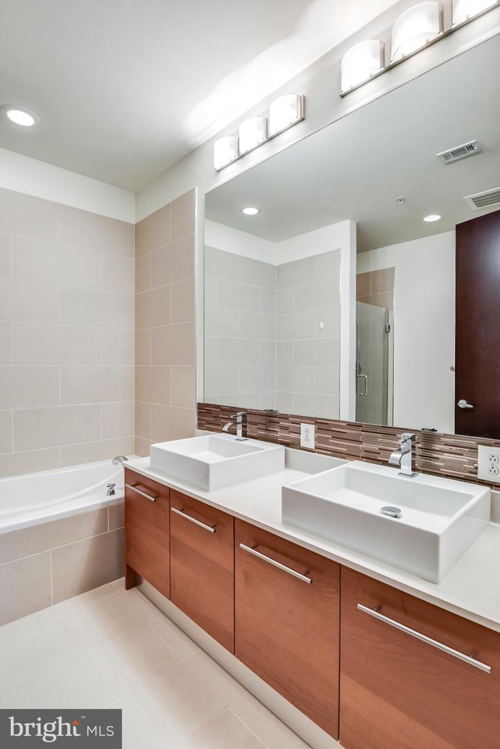 12025 NEW DOMINION PKWY #509, RESTON, Virginia 20190, 1 Bedroom Bedrooms, ,1 BathroomBathrooms,Residential,For sale,12025 NEW DOMINION PKWY #509,VAFX2226524 MLS # VAFX2226524