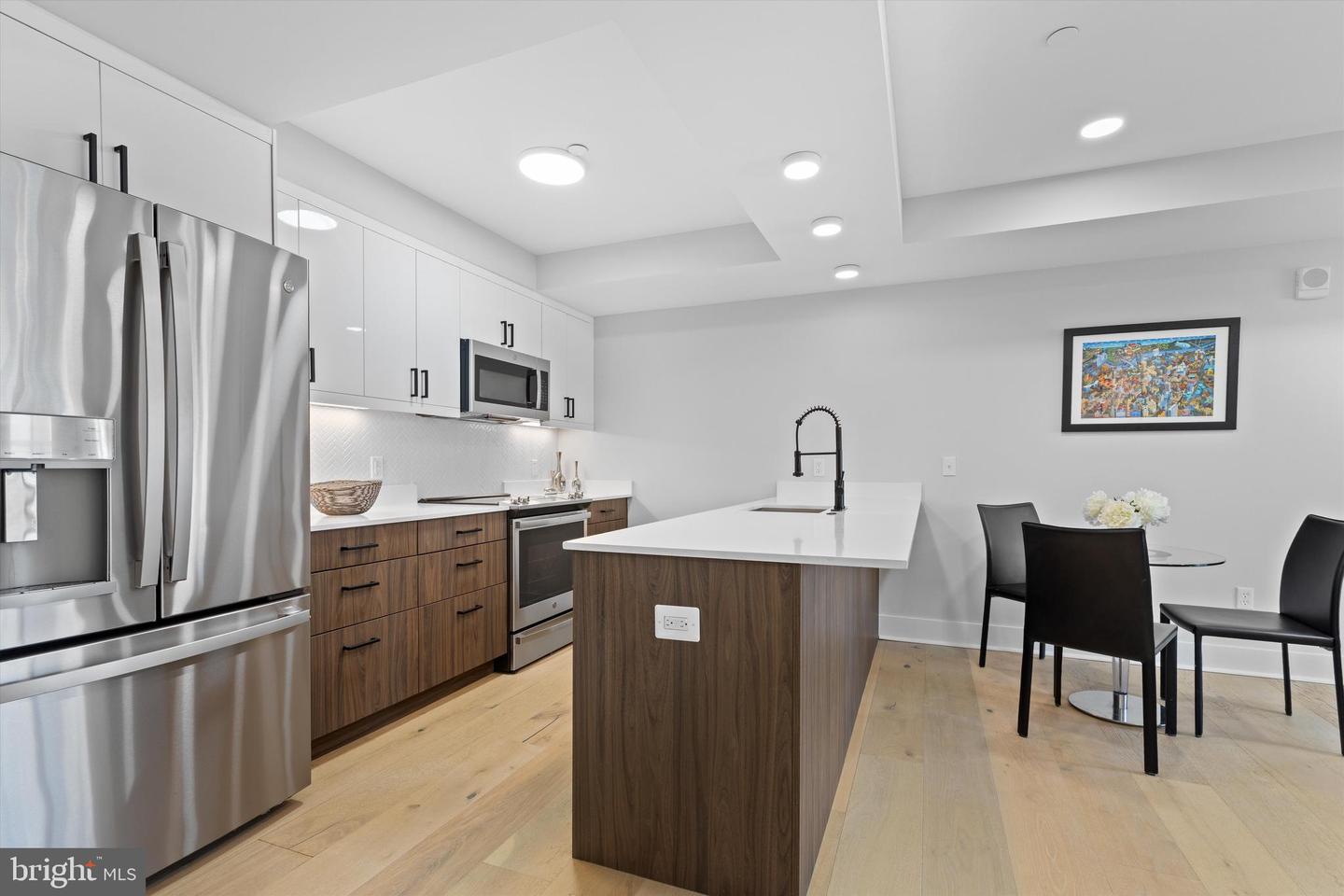 919 12TH ST NE #303, WASHINGTON, District Of Columbia 20002, 2 Bedrooms Bedrooms, ,2 BathroomsBathrooms,Residential,For sale,919 12TH ST NE #303,DCDC2189284 MLS # DCDC2189284