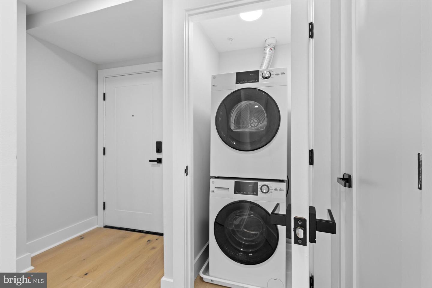 919 12TH ST NE #304, WASHINGTON, District Of Columbia 20002, 1 Bedroom Bedrooms, ,1 BathroomBathrooms,Residential,For sale,919 12TH ST NE #304,DCDC2189288 MLS # DCDC2189288