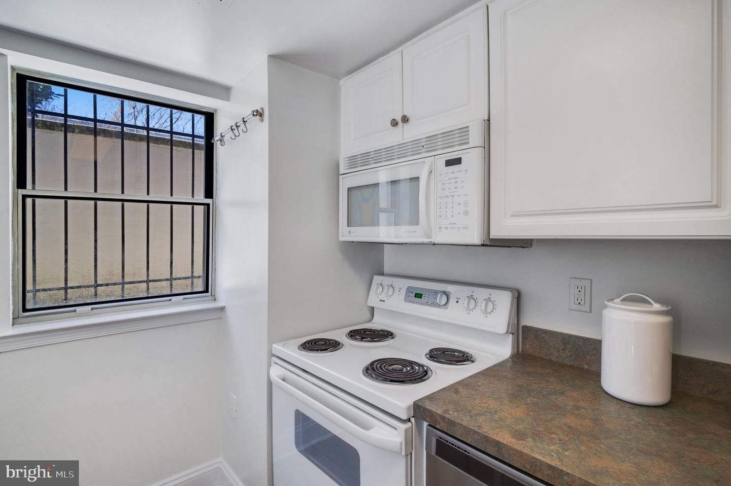 1621 T ST NW #T3, WASHINGTON, District Of Columbia 20009, 2 Bedrooms Bedrooms, ,1 BathroomBathrooms,Residential,For sale,1621 T ST NW #T3,DCDC2189372 MLS # DCDC2189372