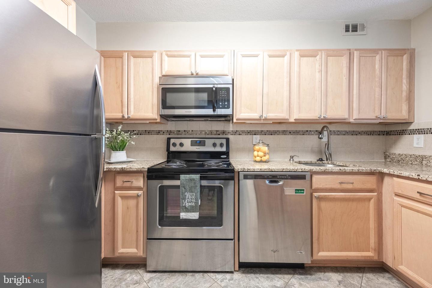 2100 LANGSTON BLVD #428, ARLINGTON, Virginia 22201, 2 Bedrooms Bedrooms, ,1 BathroomBathrooms,Residential,For sale,2100 LANGSTON BLVD #428,VAAR2052288 MLS # VAAR2052288