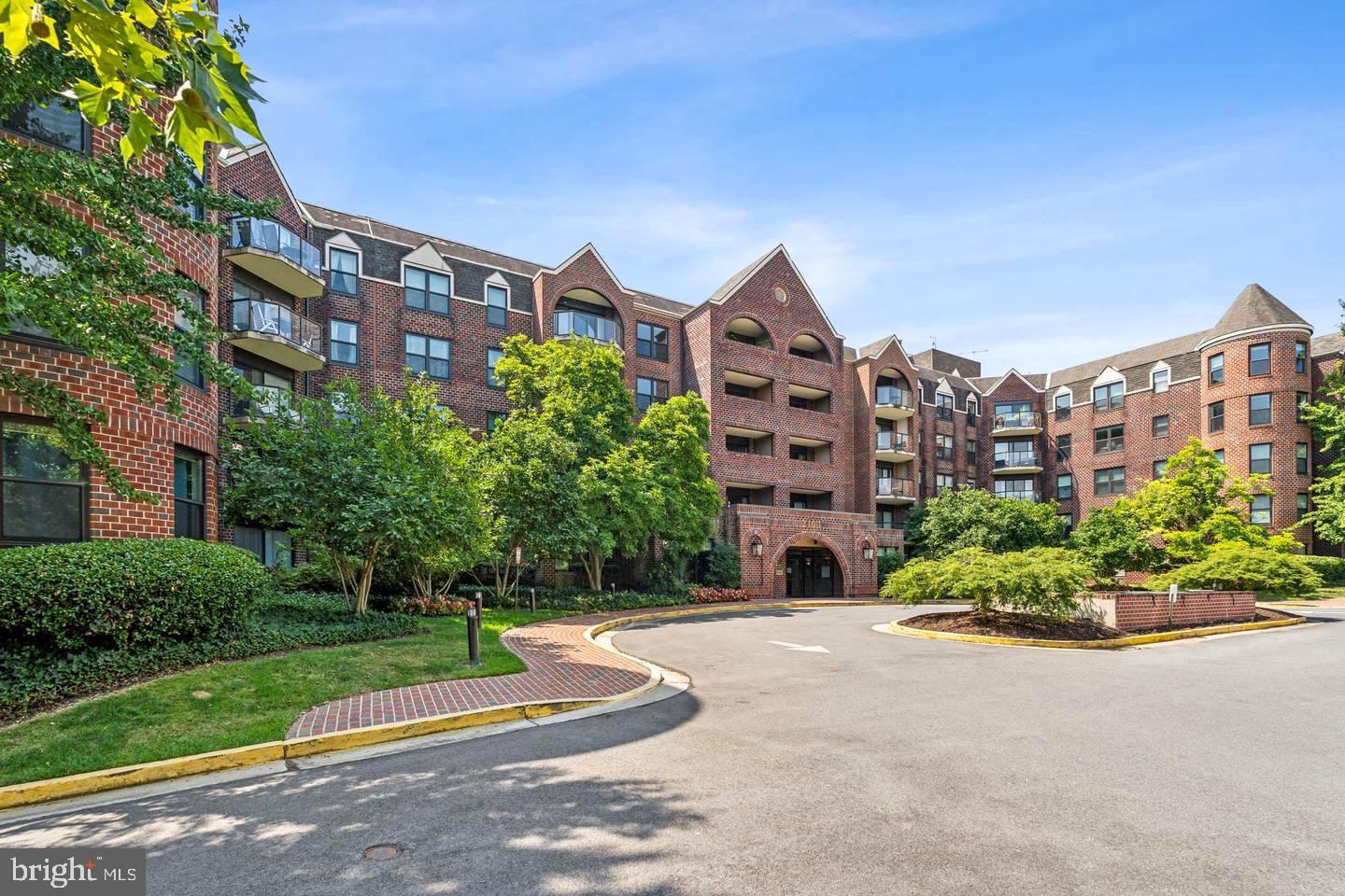 2100 LANGSTON BLVD #428, ARLINGTON, Virginia 22201, 2 Bedrooms Bedrooms, ,1 BathroomBathrooms,Residential,For sale,2100 LANGSTON BLVD #428,VAAR2052288 MLS # VAAR2052288