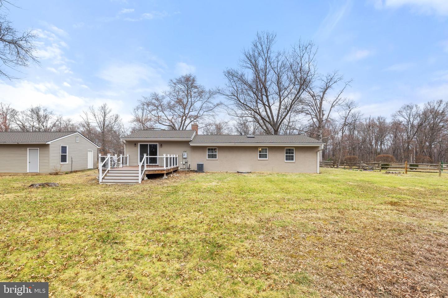 35399 HAMLIN SCHOOL LN, MIDDLEBURG, Virginia 20117, 3 Bedrooms Bedrooms, ,2 BathroomsBathrooms,Residential,For sale,35399 HAMLIN SCHOOL LN,VALO2086338 MLS # VALO2086338