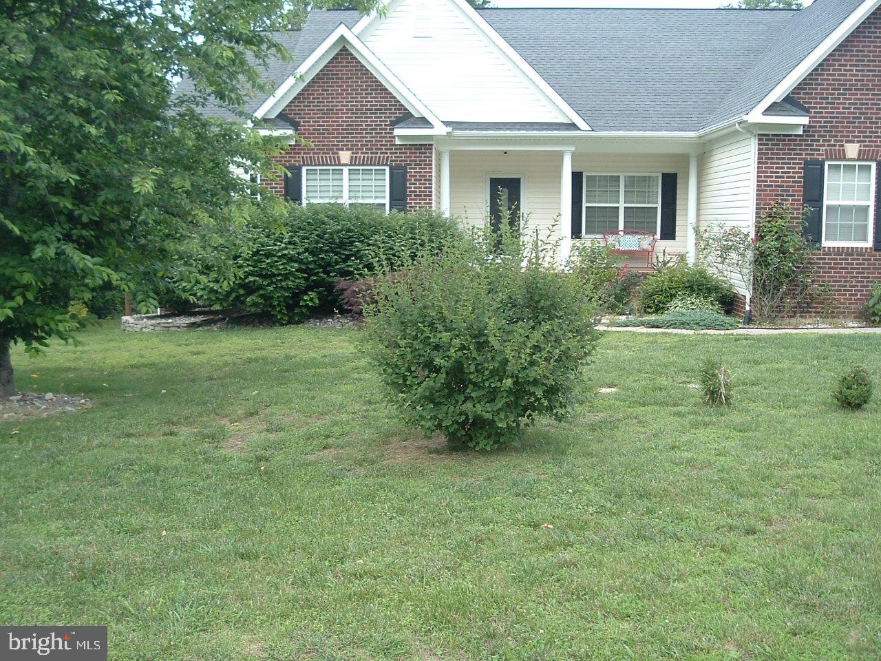 9409 EVERETTE CT, SPOTSYLVANIA, Virginia 22553, 4 Bedrooms Bedrooms, ,4 BathroomsBathrooms,Residential,For sale,9409 EVERETTE CT,VASP2030120 MLS # VASP2030120