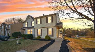 1002 CLYMER CT NE, LEESBURG, Virginia 20176, 4 Bedrooms Bedrooms, ,2 BathroomsBathrooms,Residential,For sale,1002 CLYMER CT NE,VALO2087772 MLS # VALO2087772