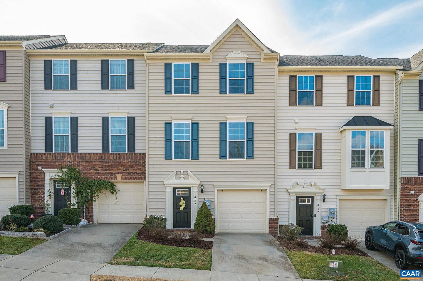 2157 WHISPERING HOLLOW LN, CHARLOTTESVILLE, Virginia 22911, 2 Bedrooms Bedrooms, ,2 BathroomsBathrooms,Residential,For sale,2157 WHISPERING HOLLOW LN,660867 MLS # 660867