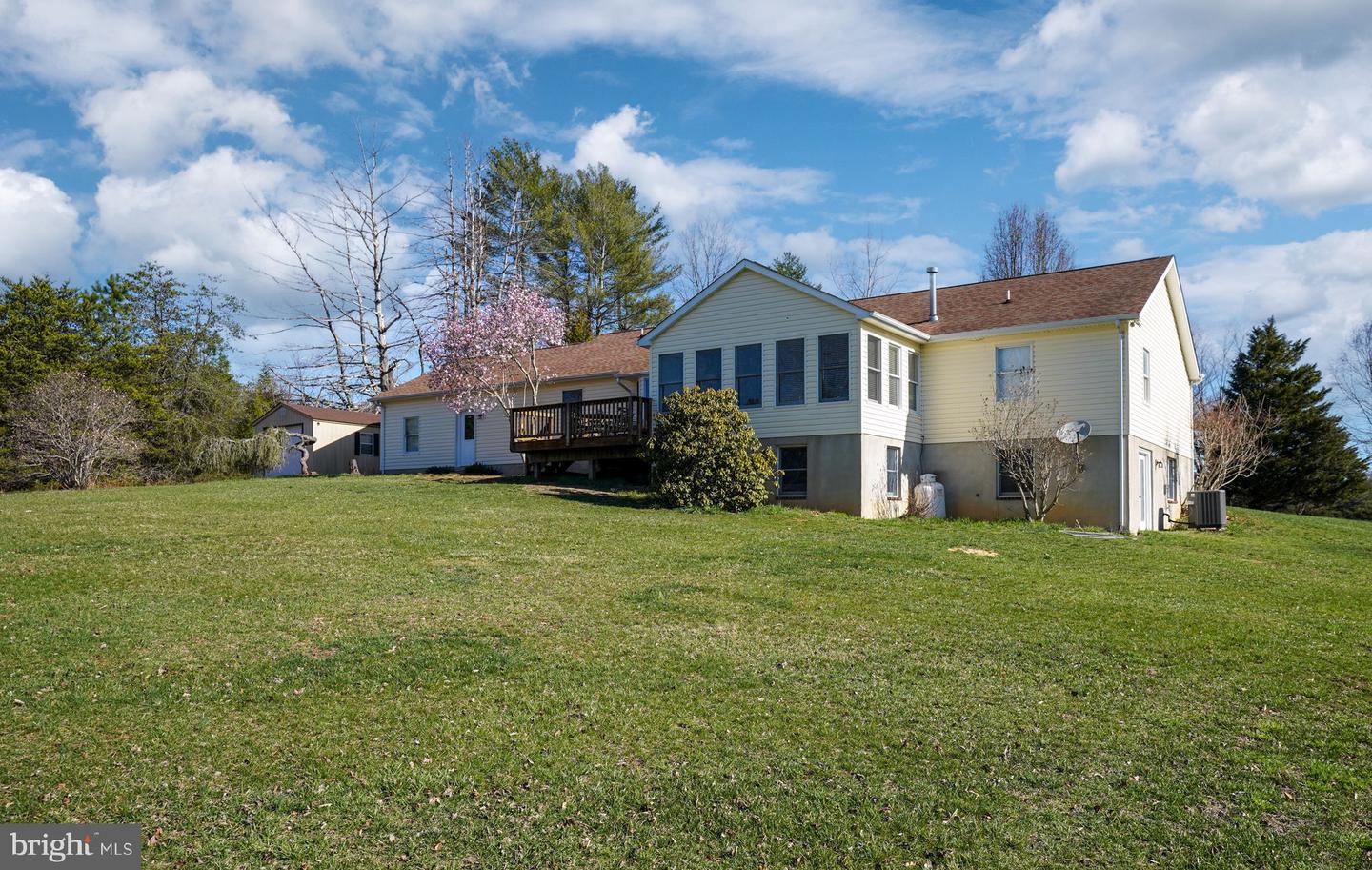 4291 DYES LN, BEALETON, Virginia 22712, 3 Bedrooms Bedrooms, ,2 BathroomsBathrooms,Residential,For sale,4291 DYES LN,VAFQ2015424 MLS # VAFQ2015424