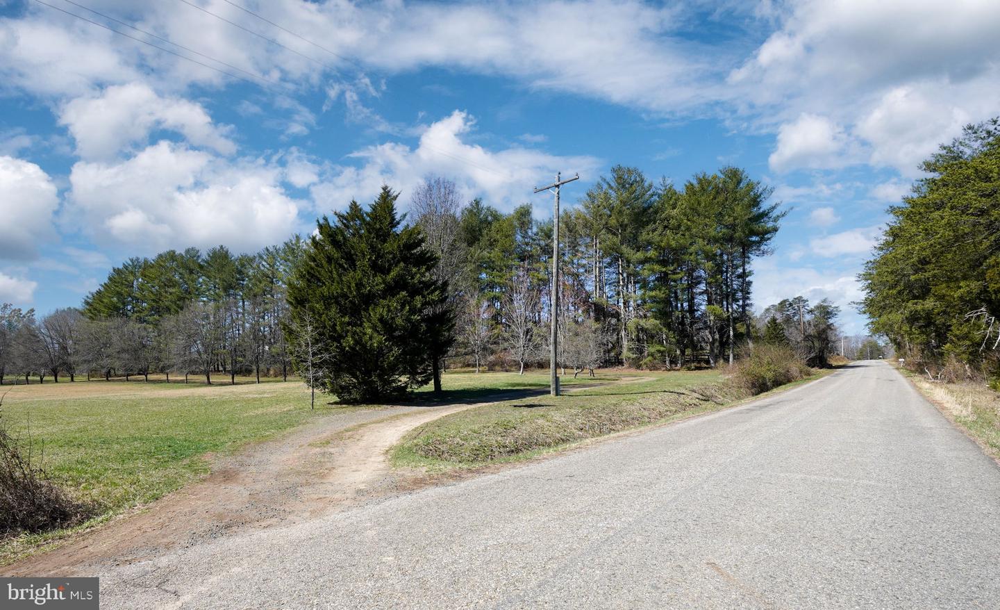 4291 DYES LN, BEALETON, Virginia 22712, 3 Bedrooms Bedrooms, ,2 BathroomsBathrooms,Residential,For sale,4291 DYES LN,VAFQ2015424 MLS # VAFQ2015424